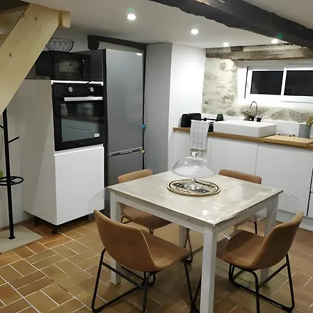 La Maisonnette De Raphael Holiday home