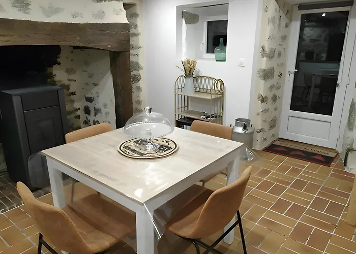 La Maisonnette De Raphael Saint-Mamet-la-Salvetat